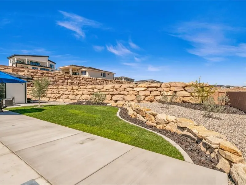 Casita exterior by Prestigious Home Builders