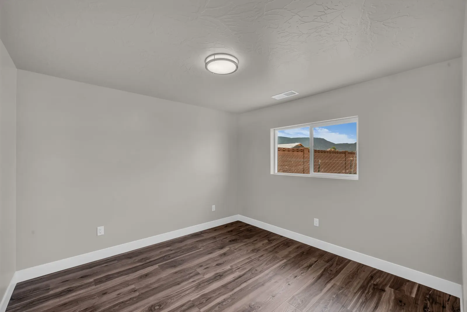 Bedroom in an ADU by Prestigious Home Builders