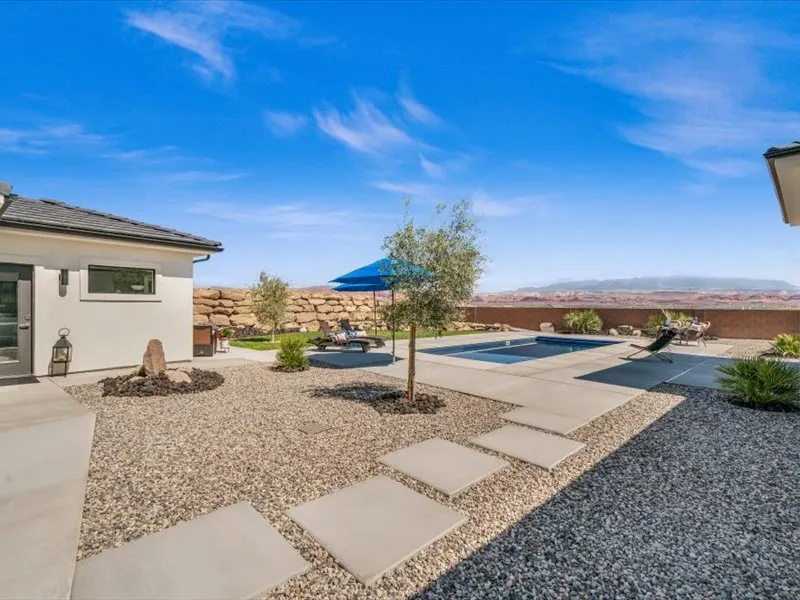 Casita exterior by Prestigious Home Builders